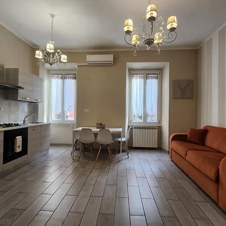Beatrice's House Bath Privata E Parcheggio Gratuito A Apartamento *